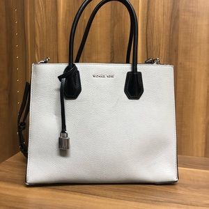 Micheal Kors bag